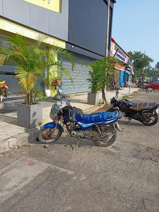 Hotel Palms Residency, Chembur Mumbai  Buitenkant foto